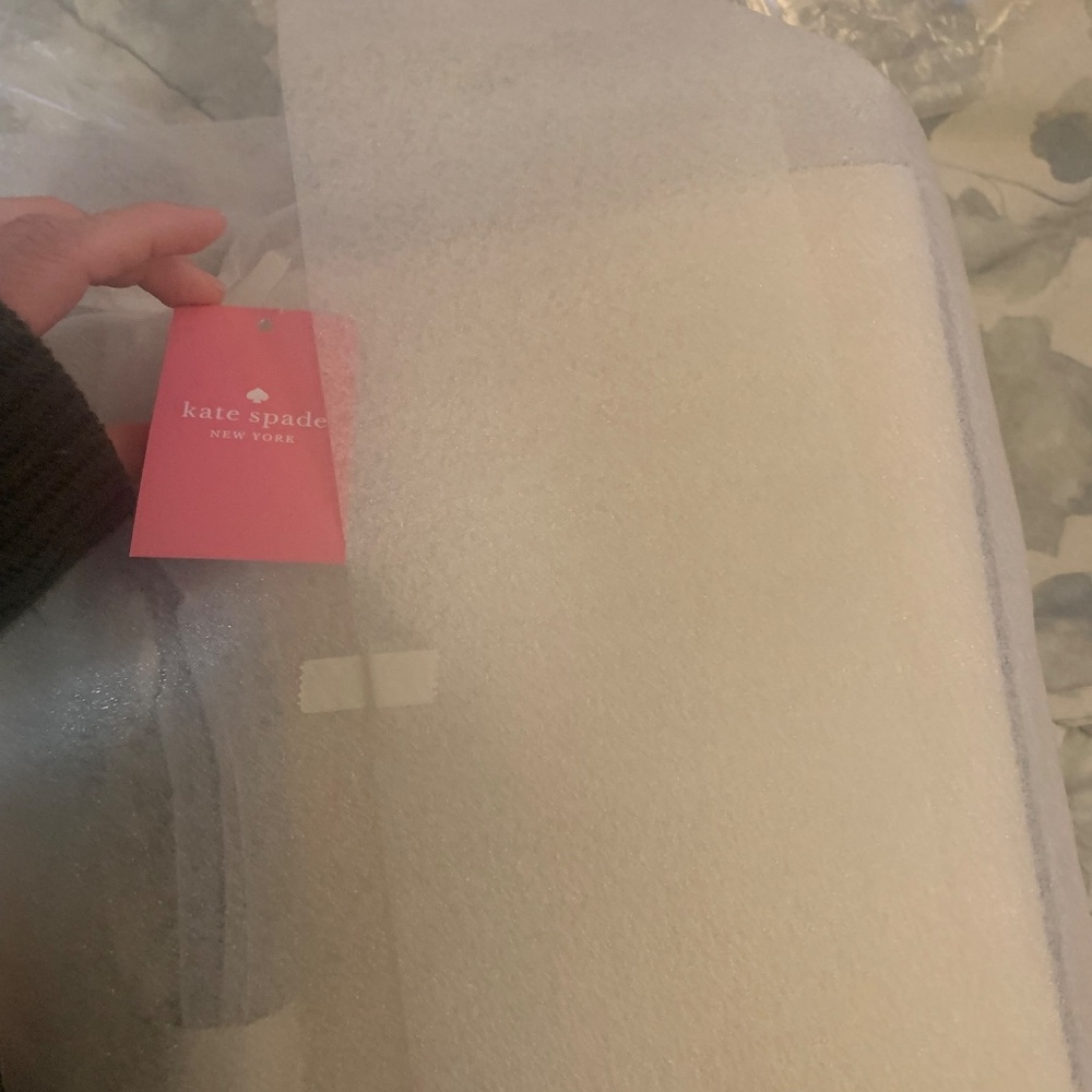 kate spade Cream Crossbody Bag with Black Trim - Picture 4 of 7